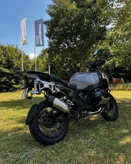 Vends BMW R1300 GS Adventure, 2025, 3766km