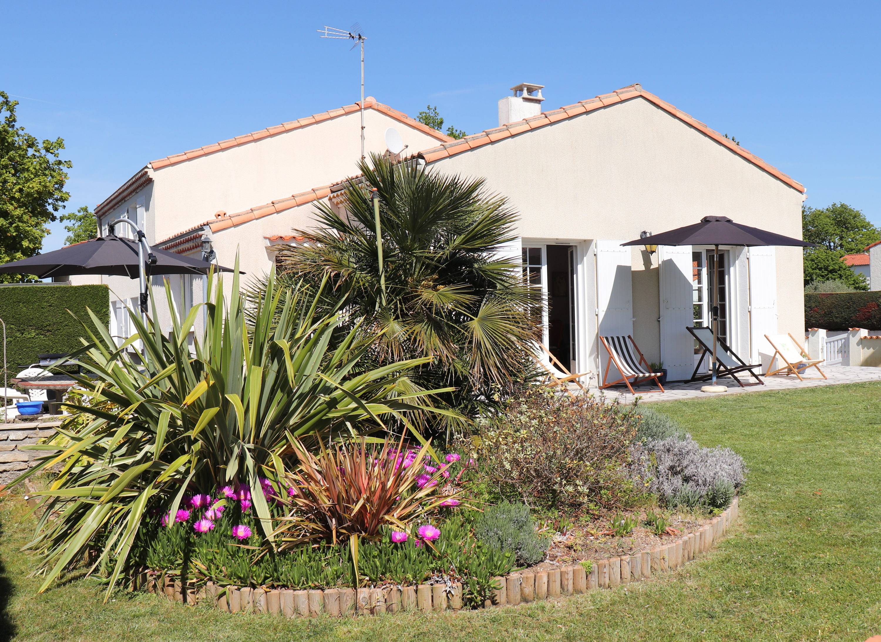 Loue maison familiale avec jardin clos - 8 couchages - Royan
