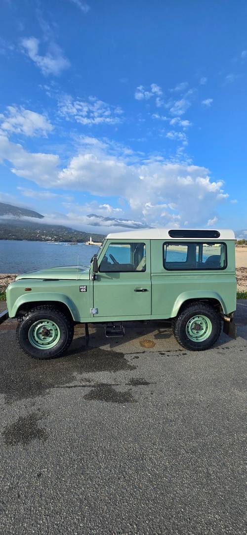 Vends Land Rover Defender 90 Heritage edition, 2016, 38500km