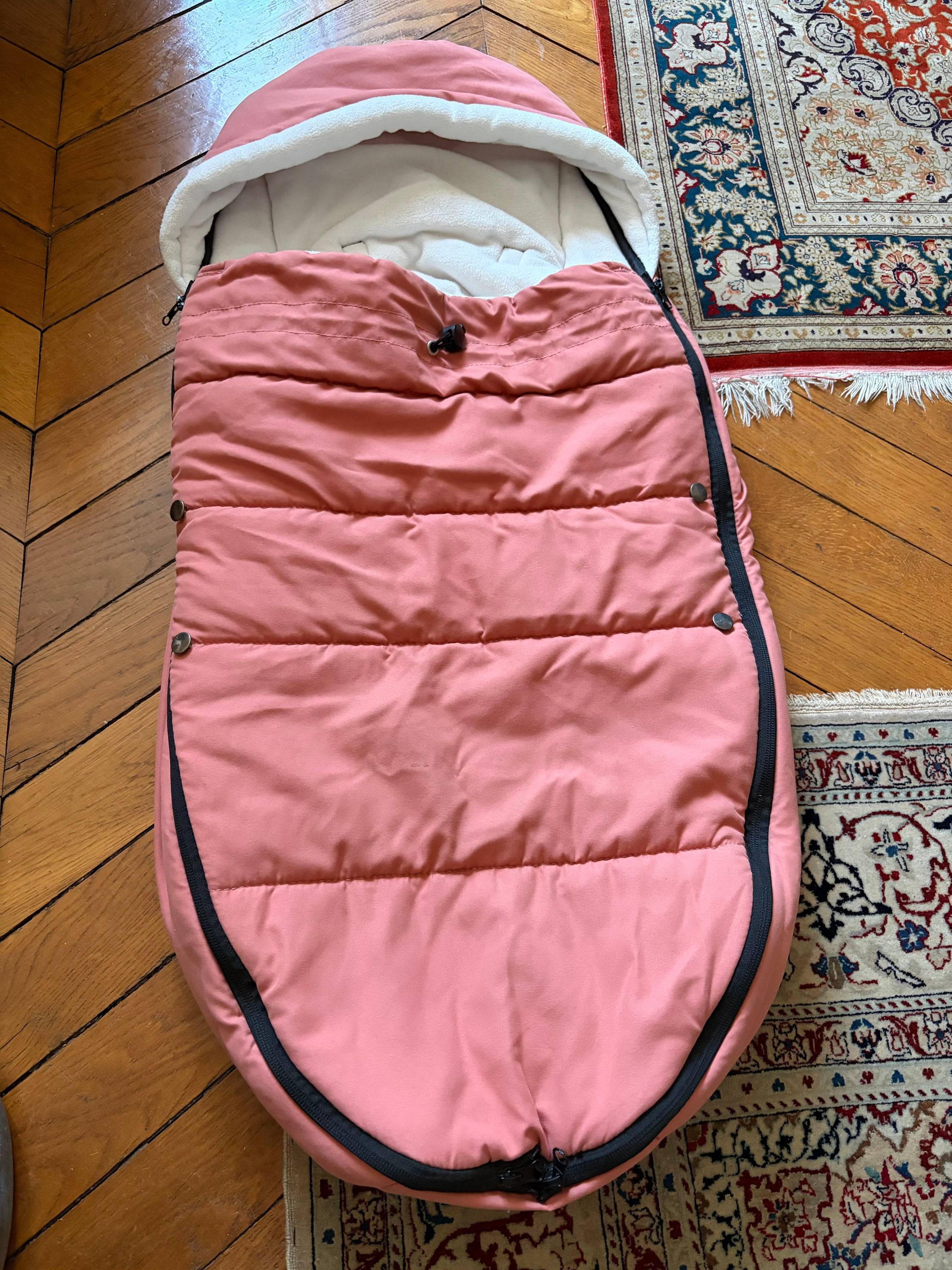 Vends chancelière rose moltonnée universelle
