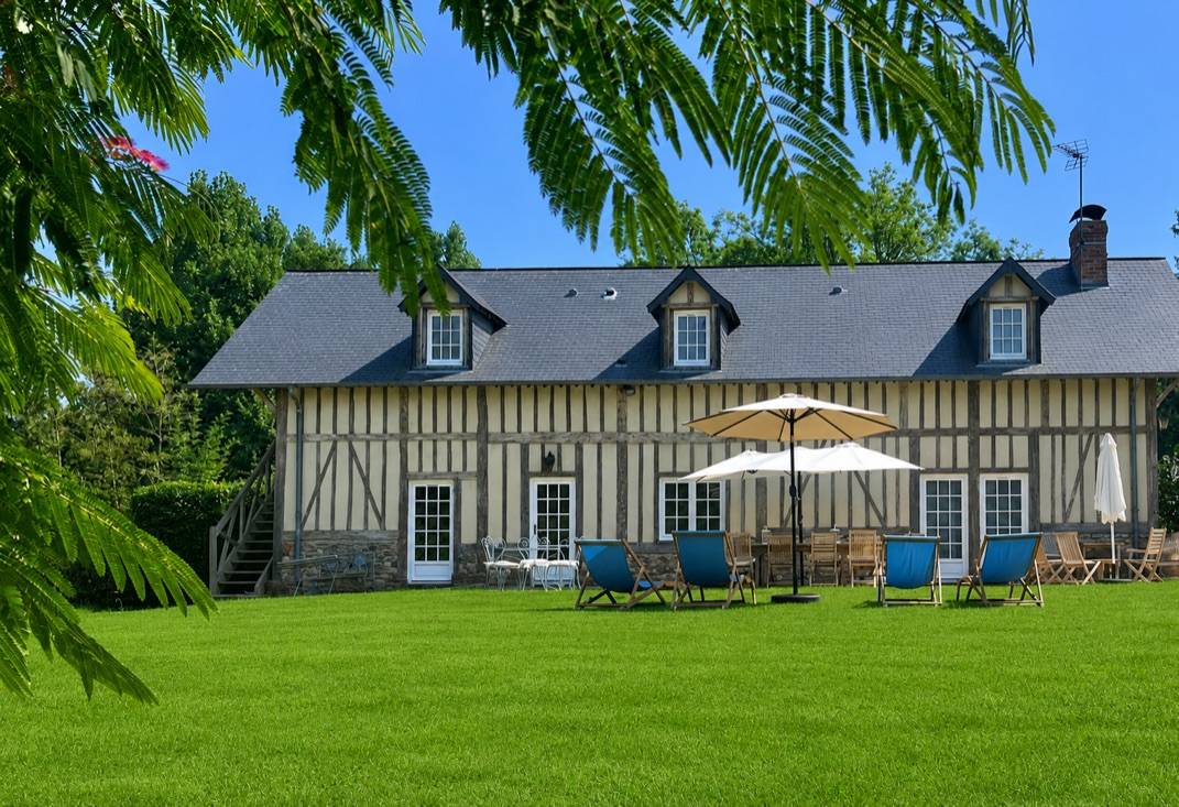 Loue La maison de Lisa: pressoir normand XVIIIème bord mer Blonville, 16 couchages