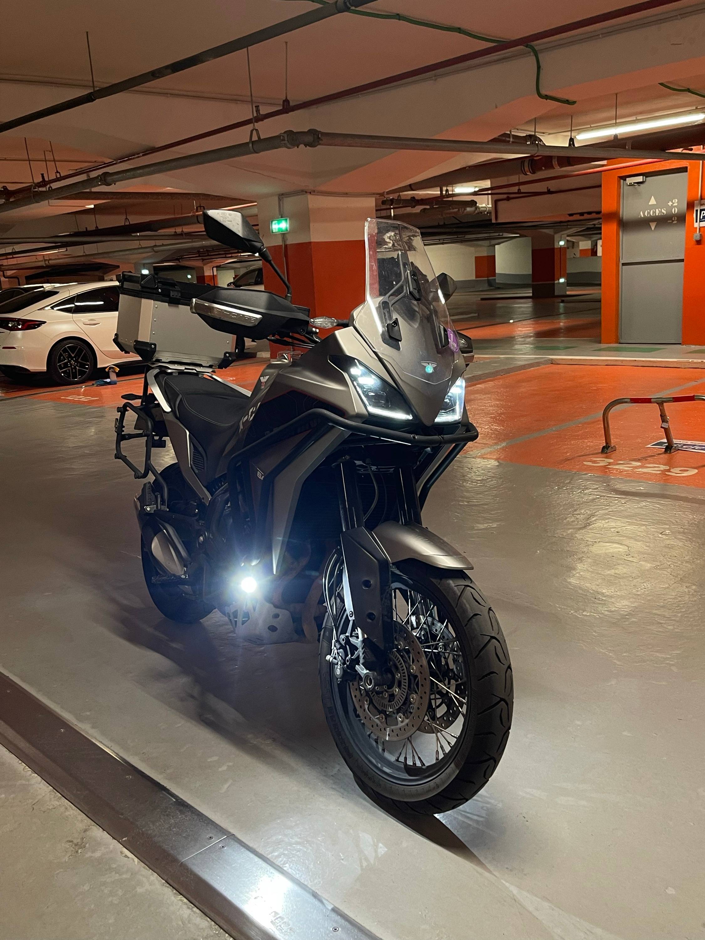 Vends Moto Moroni X-Cape 650, 2022, 19856km