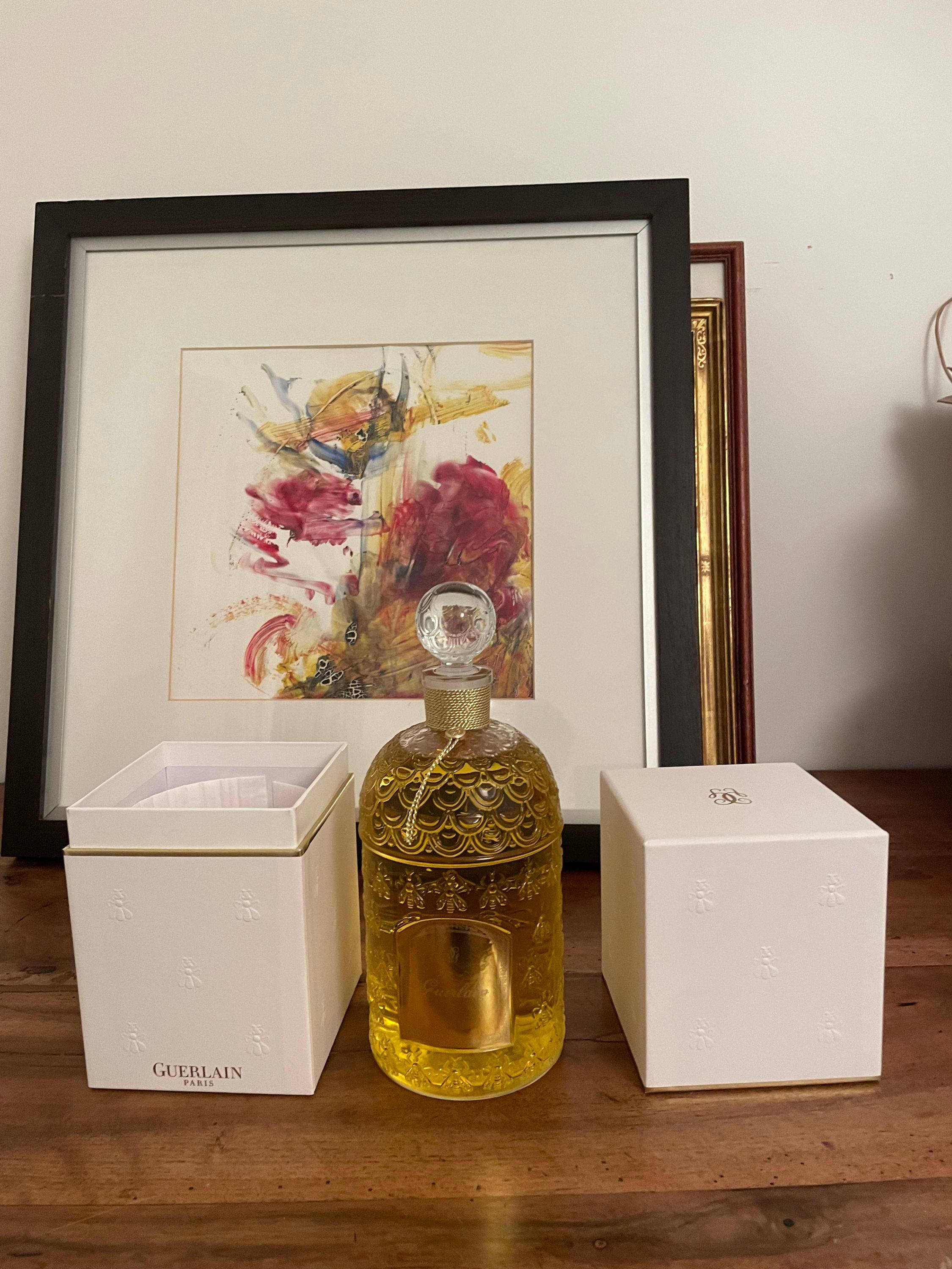 Vends flacon abeille Guerlain 1 l’non ouvert