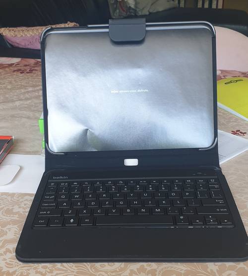 Étui clavier pour Galaxy tab 3 10.1 neuf