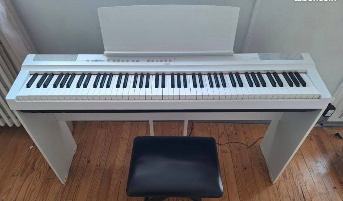 Clavier piano Yamaha p