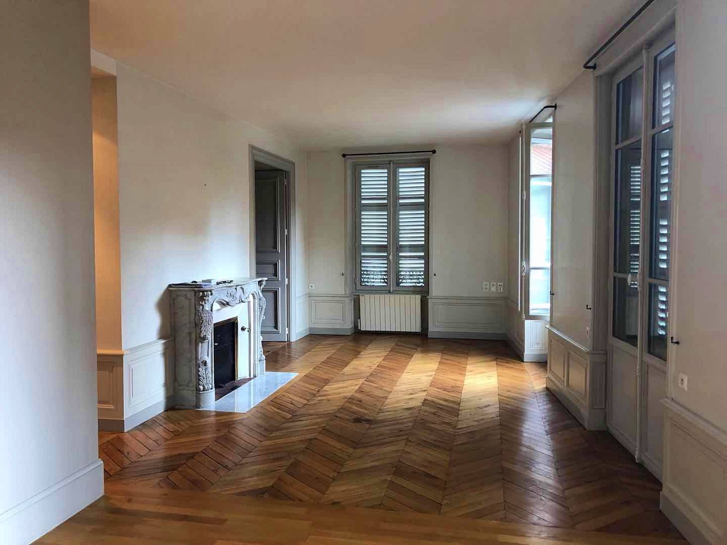 Loue T3 88m² Clermont-Ferrand, entre Place Gaillard et Saint-Alyre