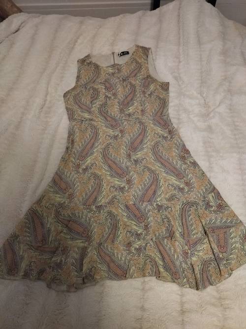 Robe cocktail marque Sinequanone motifs arabesques jaune et saumon