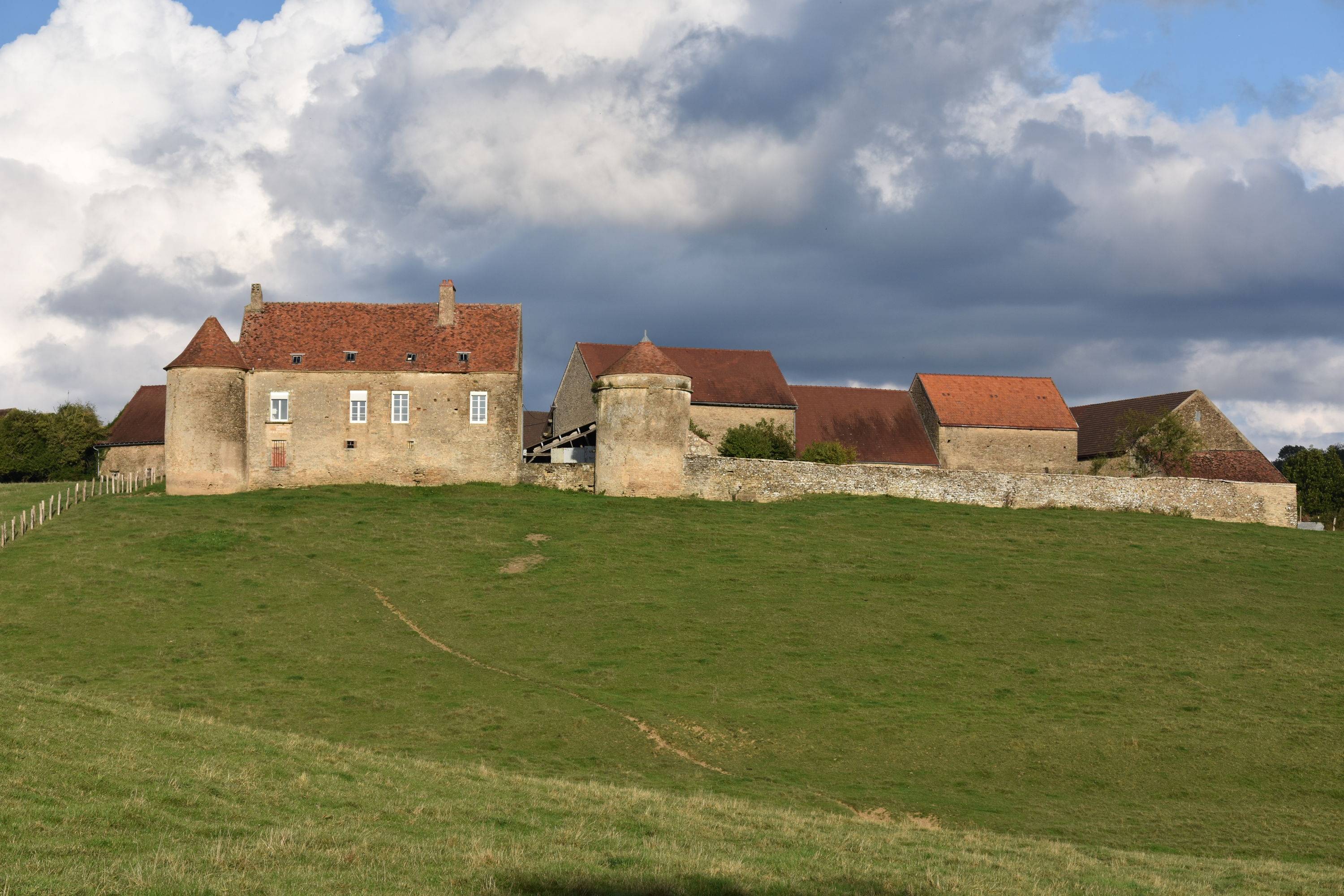 Loue gîte de caractère entièrement rénové - 6 couchages - Côte d’Or - Villars-et-Villenotte