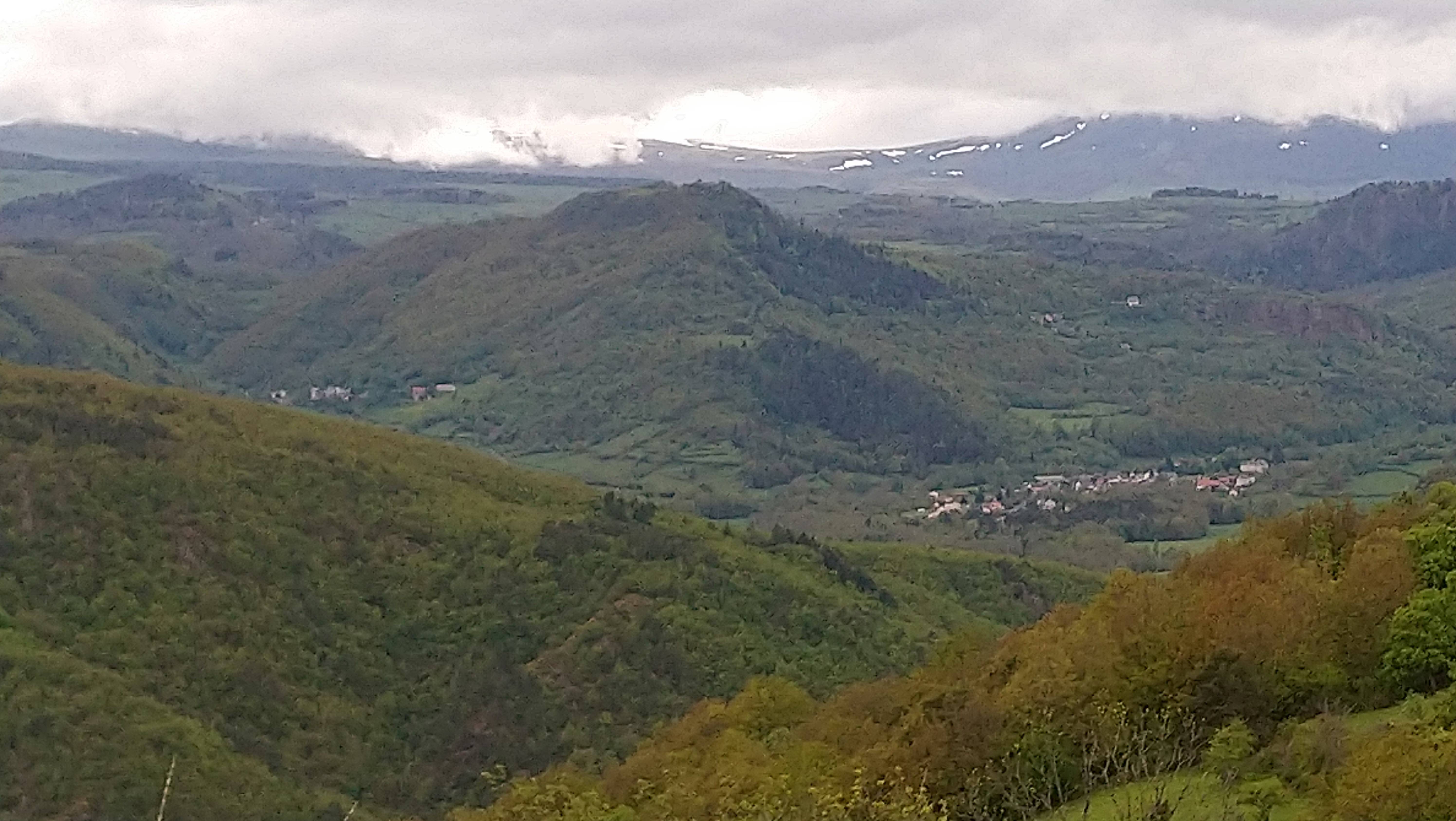 Loue maison au coeur du massif du Sancy - 3 chambres, 8 couchages - Saint-Diéry (63)