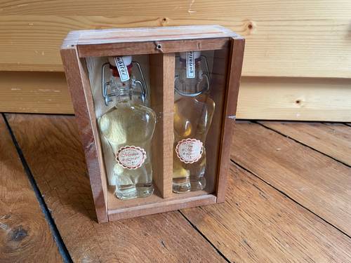 Vends coffret de deux mignonnettes de Mirabelle de Lorraine
