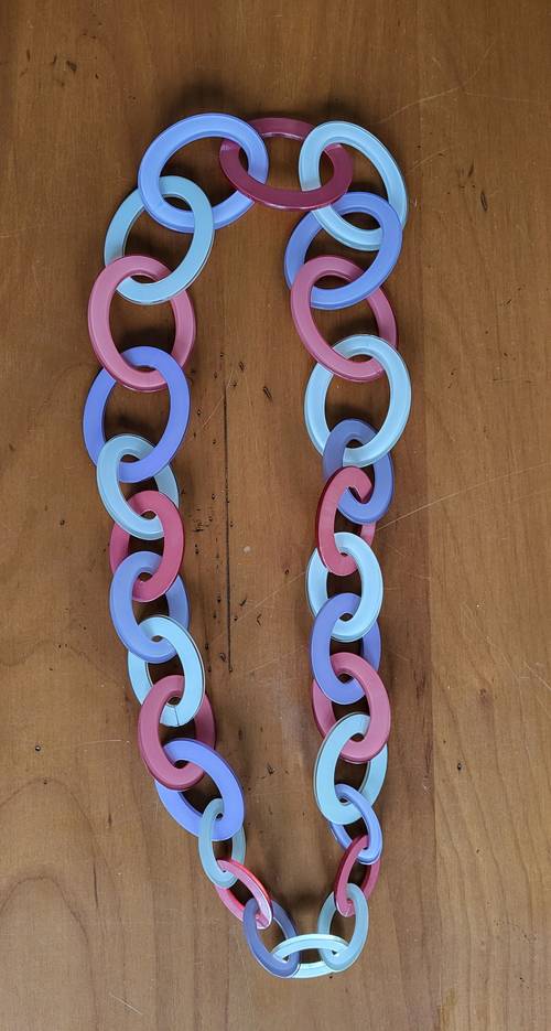 Collier anneaux fantaisie parme/rose /blanc