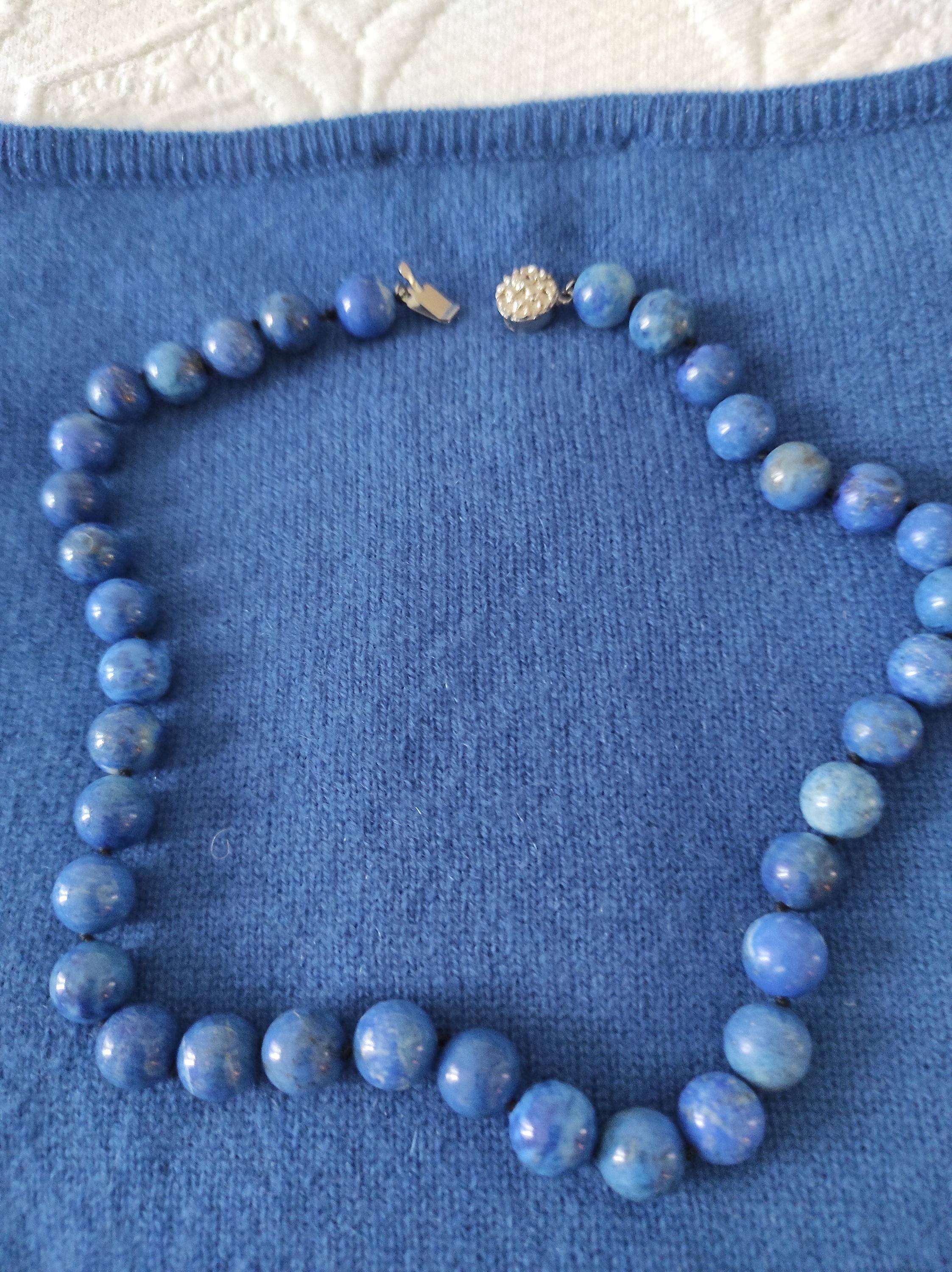 Collier en pierre de Lapis Lazulite bleue