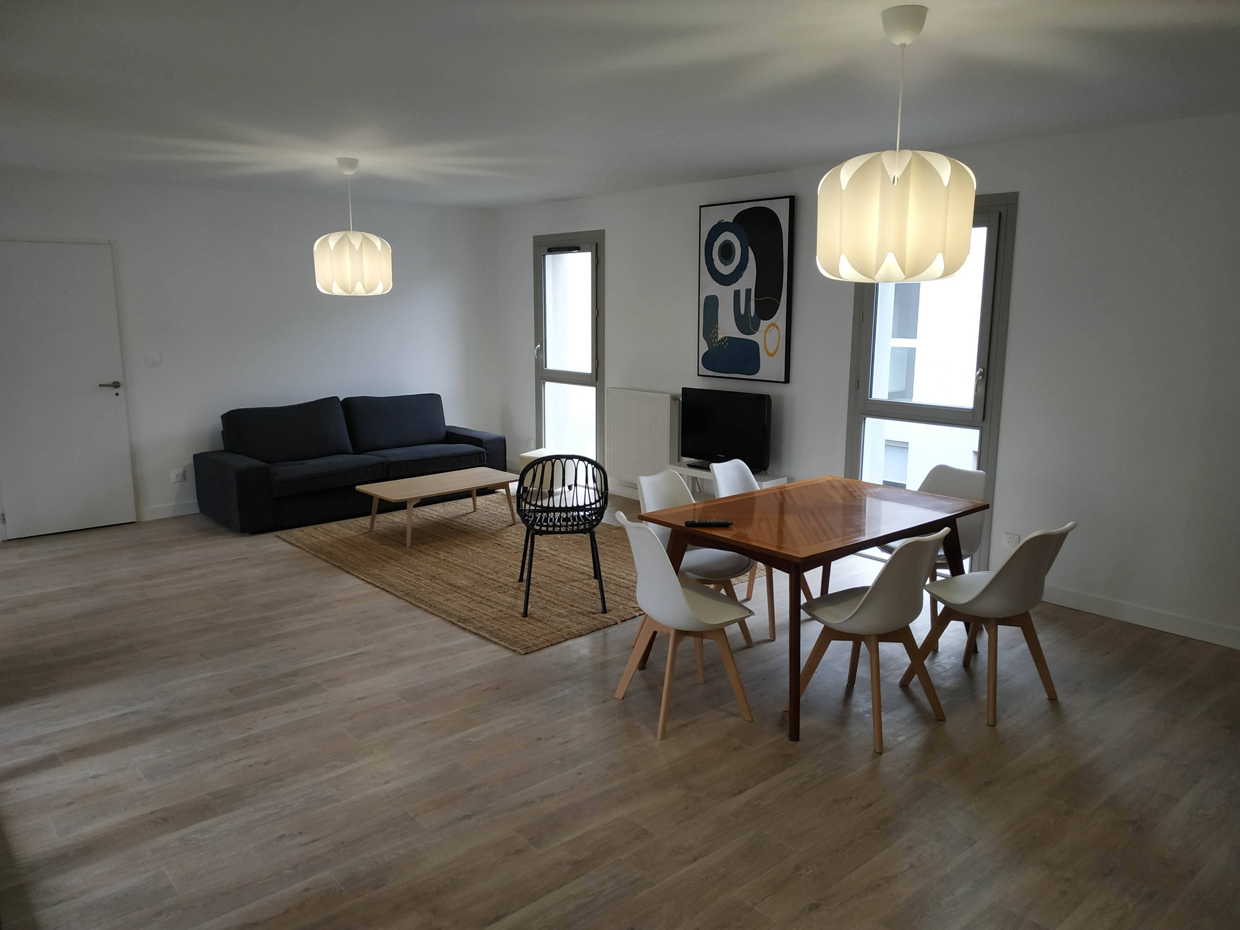 Loue en colocation appartement 110m² Bordeaux - Bastide/Quai de Brazza