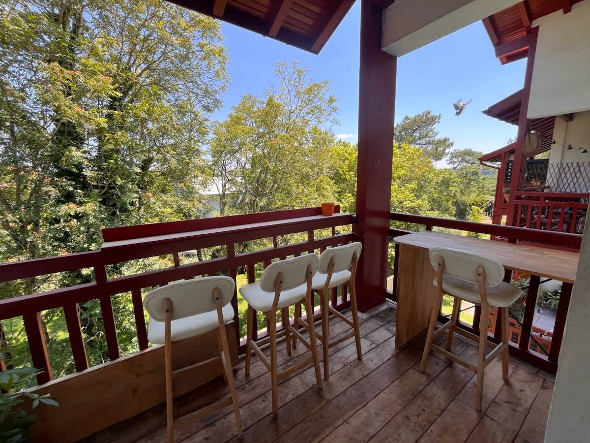 Propose colocation appartement 50m² au bord de la forêt Chiberta et port de plaisance