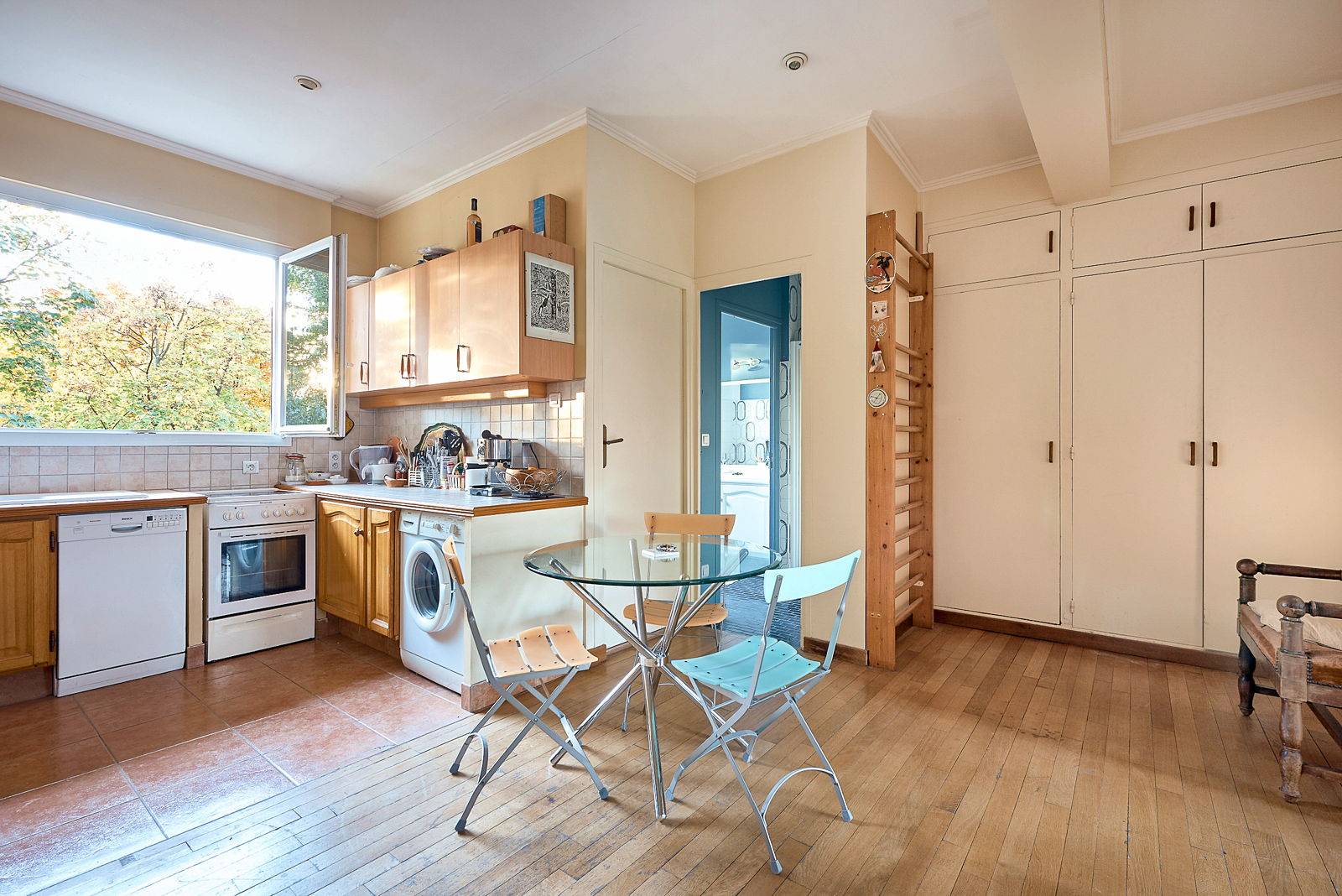 Colocation 57m² : une grande chambre 13m² claire, calme sur jardins pour étudiante Boulogne Nord Métros 92100