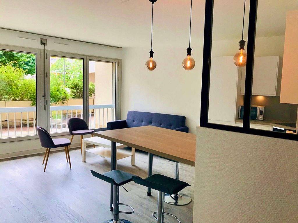 Propose colocation appartement 90m² 4 chambres Cergy Préfecture