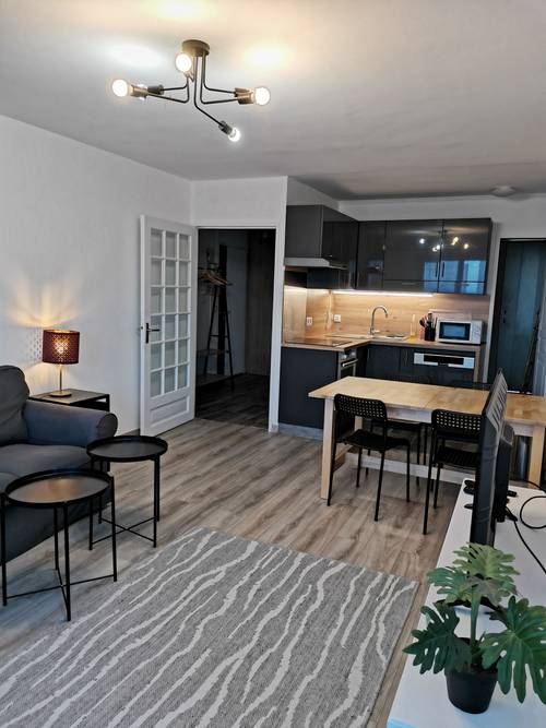Propose colocation appartement 80m² Cergy