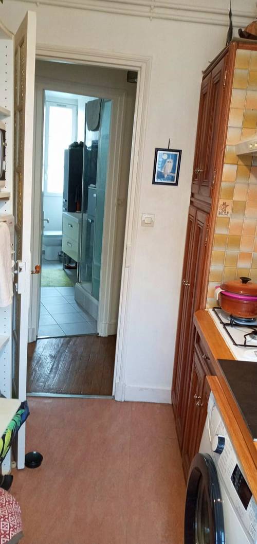 URGENT Propose colocation chez l’habitant/propriétaire - Paris 10ème libre à partir du 6 septembre 2025
