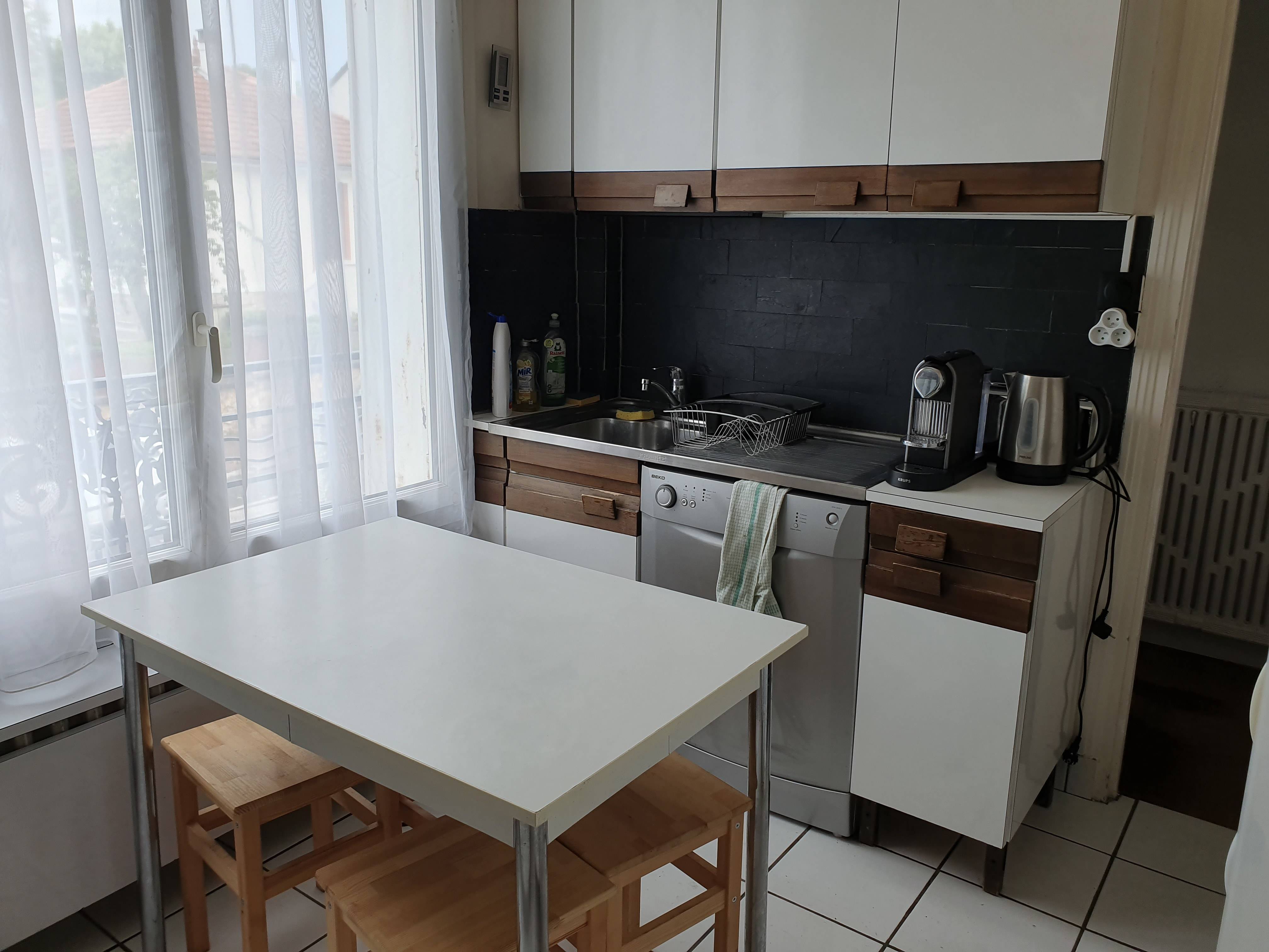 Propose colocation maison 11m² Antony (92) - bail étudiant reste 3 chambres sur 4