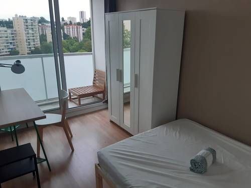 Propose 1 chambre en Colocation Savigny-Sur-Orge, à 30 min de Paris