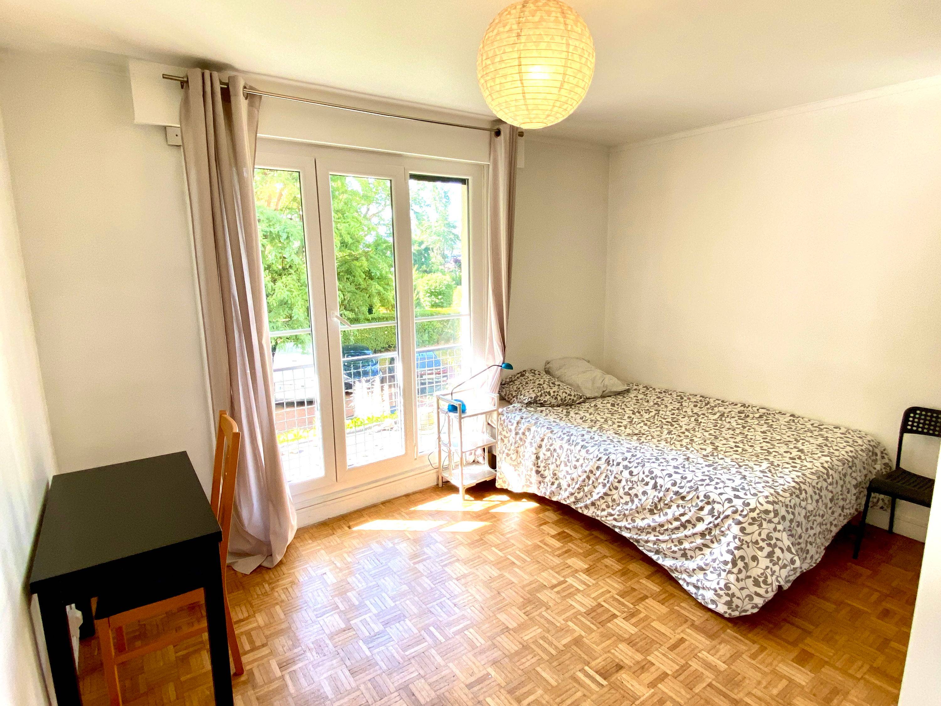 Loue chambre meublée dans colocation 66m² Boulogne