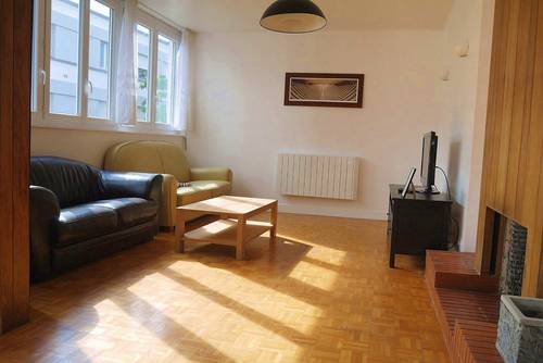 Propose chambre dans colocation soignée et conviviale