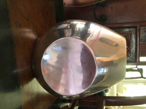 Vase inox contemporain