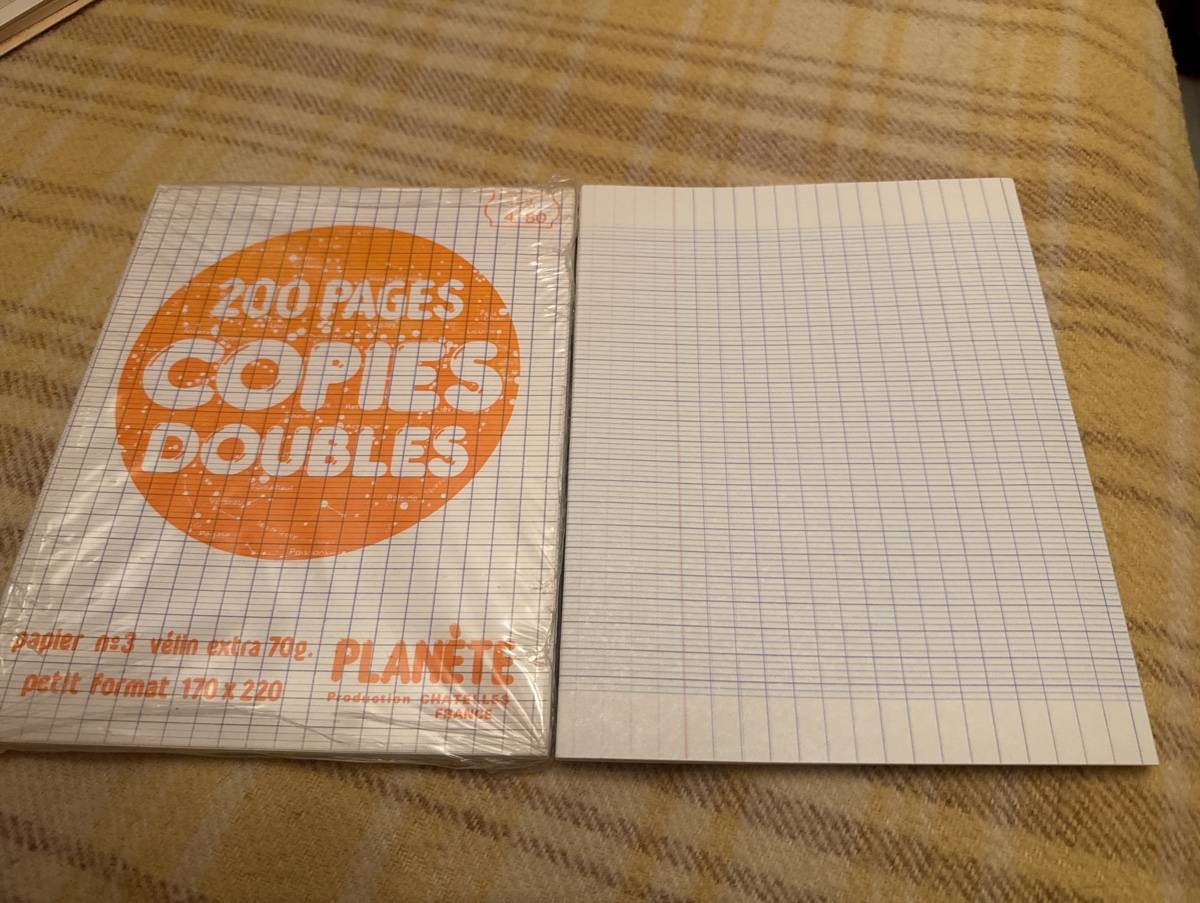 Vends Copies doubles petit format grands carreaux