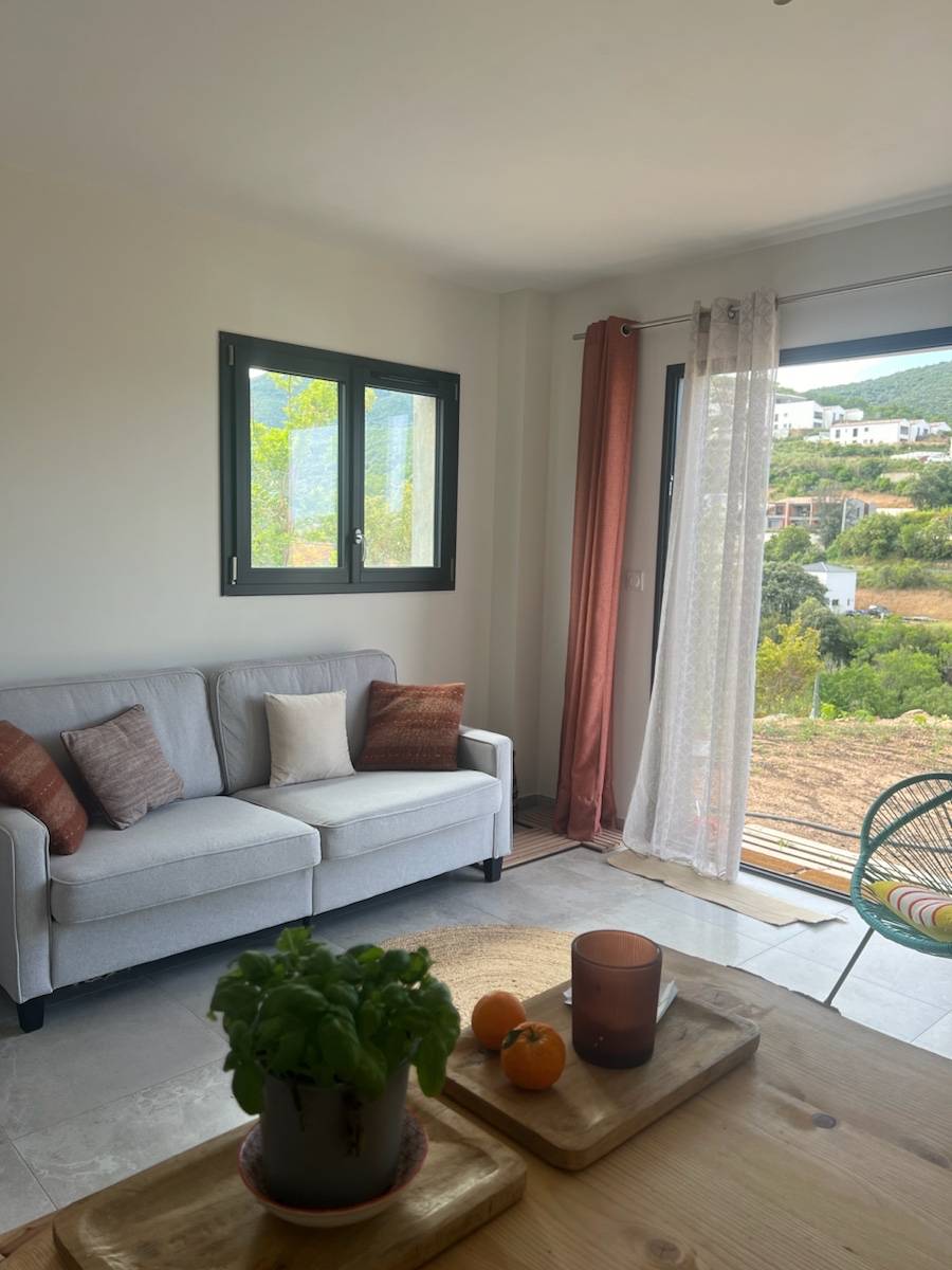 Loue maison F2 à Pietrosella - 4 couchages