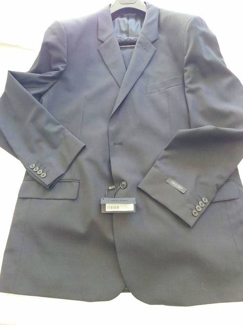 Costume neuf Calvin Klein noir taille 60 /47 48