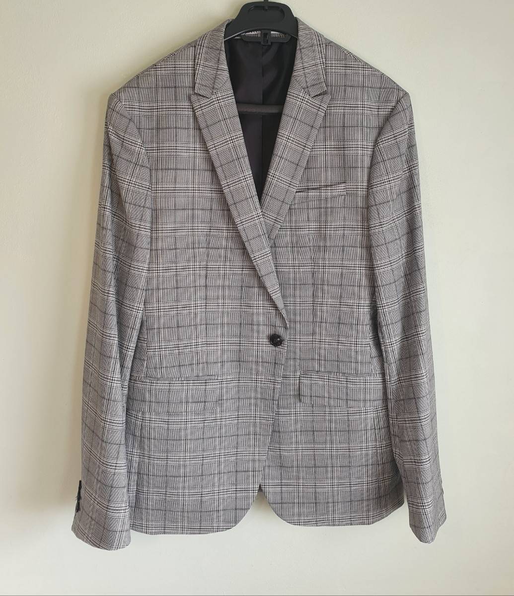 Vends costume Zara 100 % authentique structuré à carreaux - Taille M