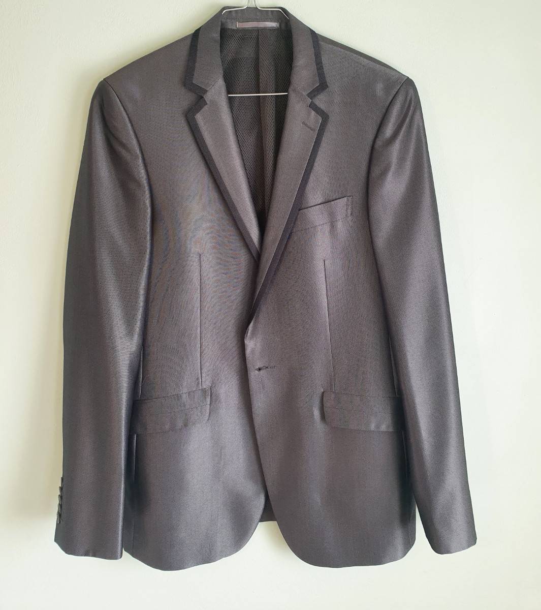 Vends costume IZAC 100% authentique gris satiné - Taille M