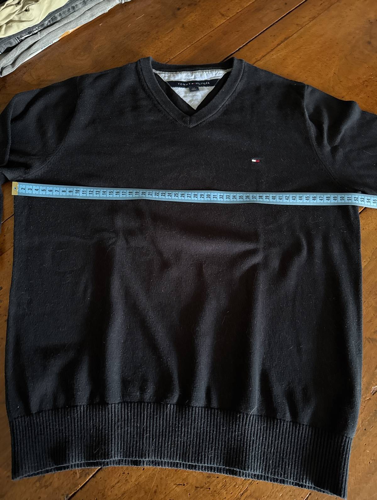 Vends pull coton noir col V Tommy Hilfiger - Taille S