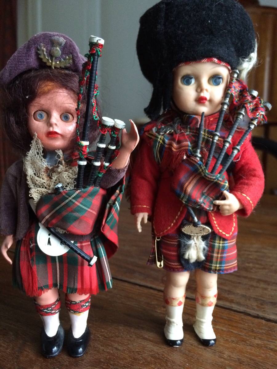 Couple de poupées de collection écossais vintage