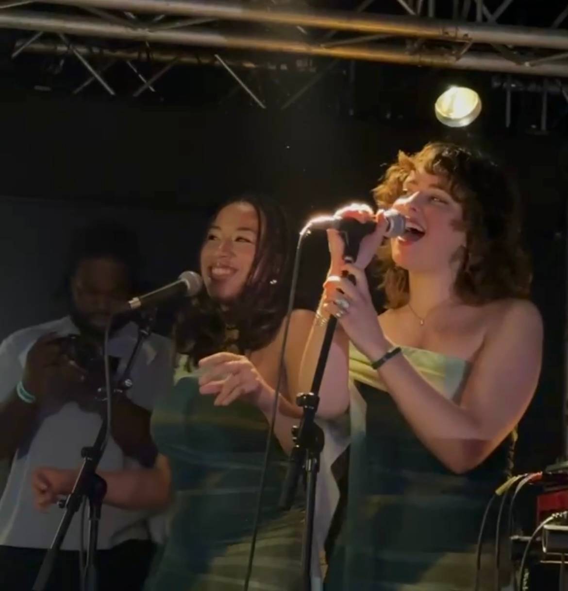 Propose cours de chant et coaching vocal – Tous niveaux Paris