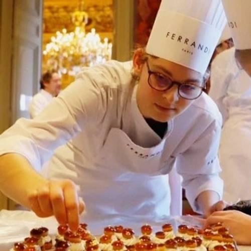 Propose Cours de cuisine/pâtisserie ou prestation de repas à domicile (chef privé, événements etc)