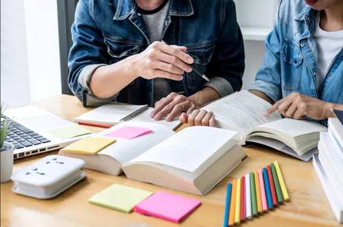 Etudiant de Sciences Po Aix Master 2 propose Cours particulier / aide aux devoirs