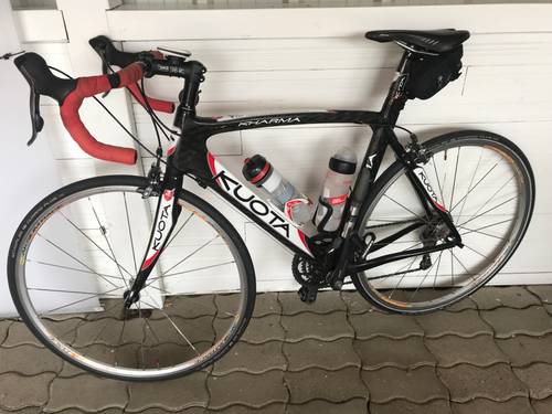 Vélo de course KUOTA en carbone