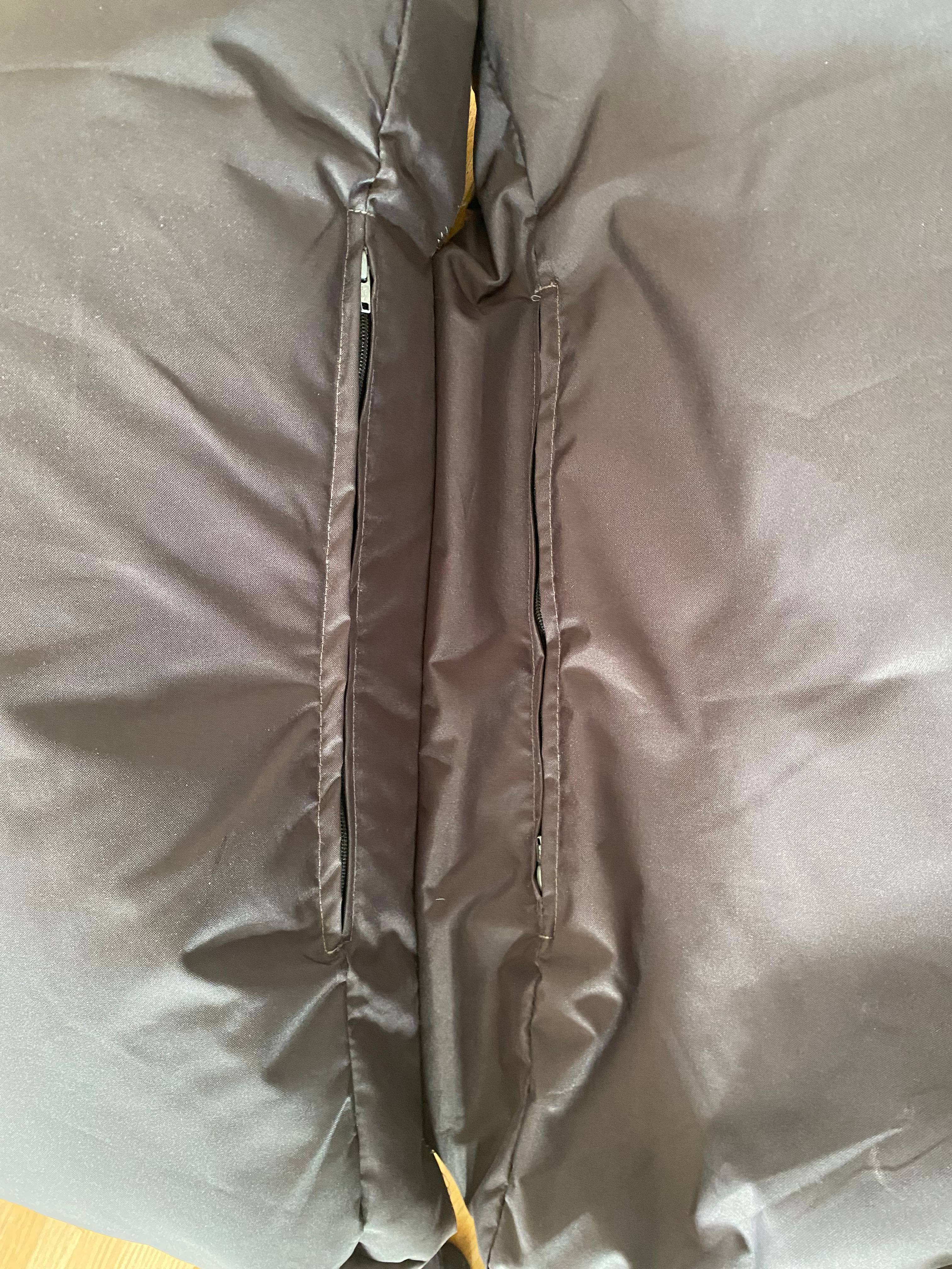 Vends coussin géant type Fatboy en polyester à l’unité ou par 2