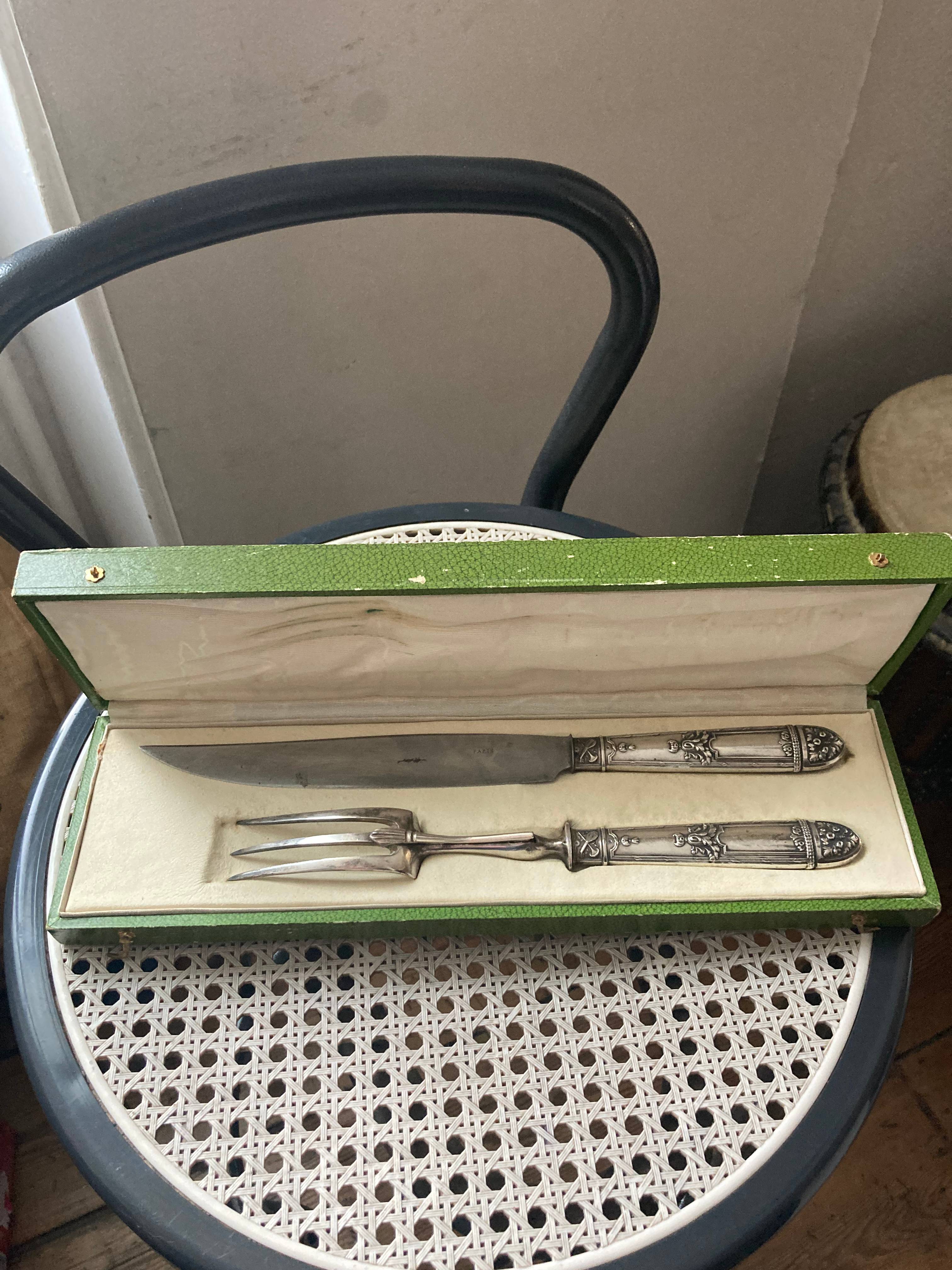 Couverts de service en argent