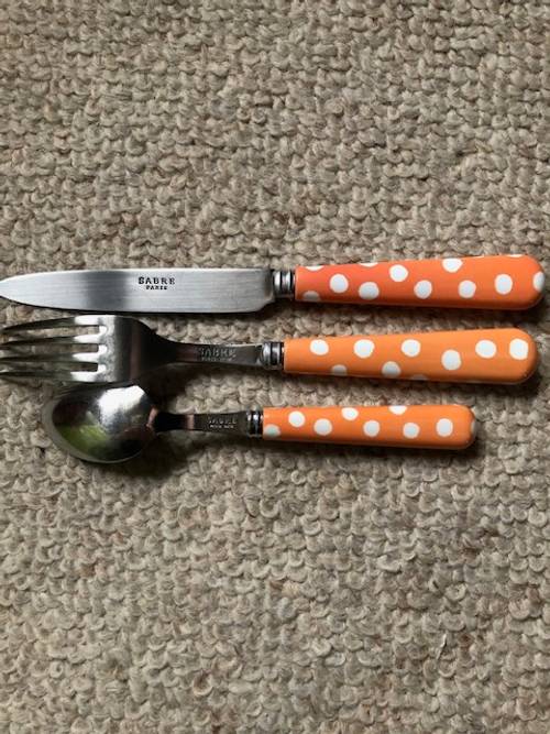 Vends 3 couverts à dessert, original Sabre, modèle Alma