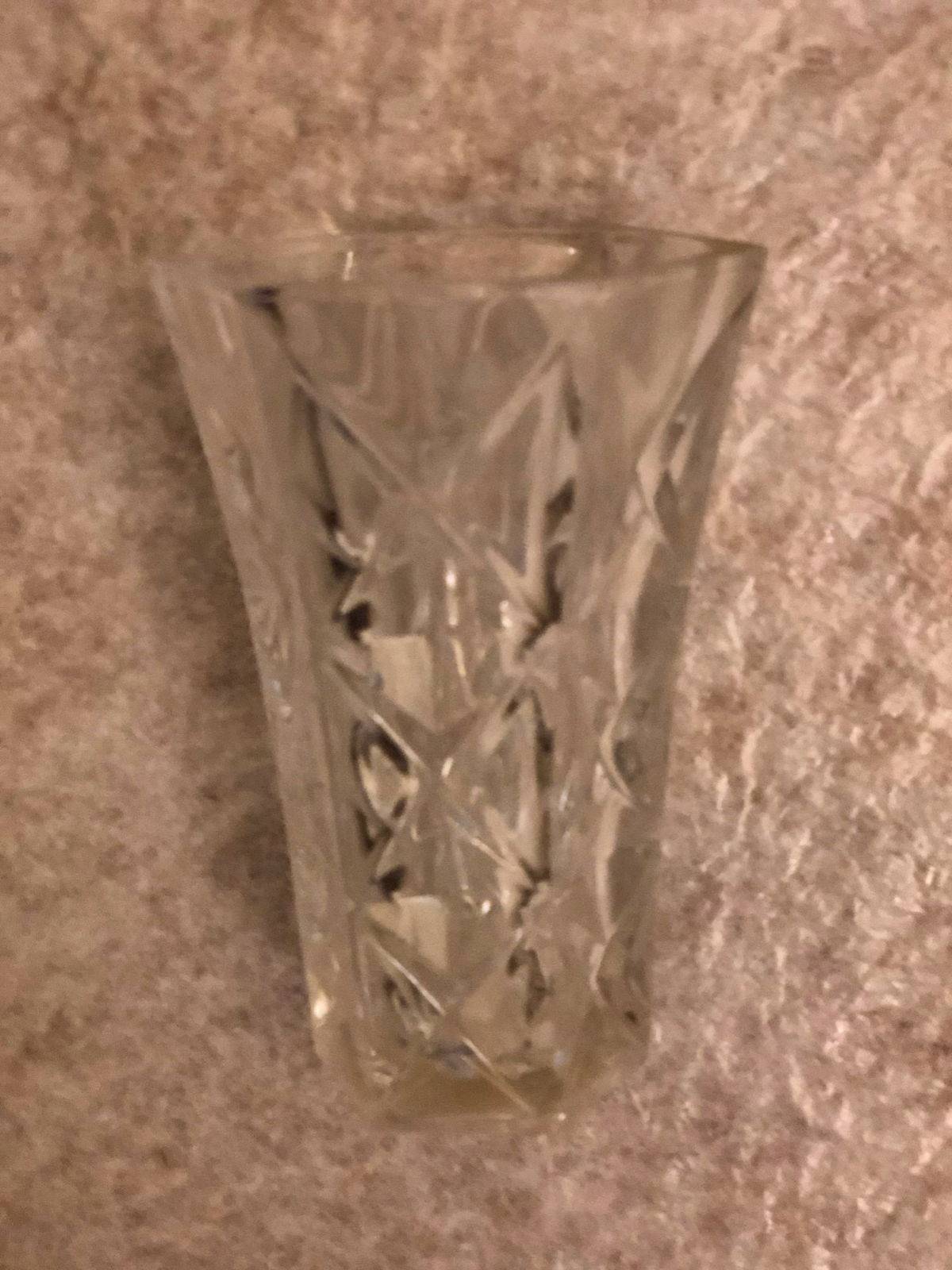 Vase en cristal transparent