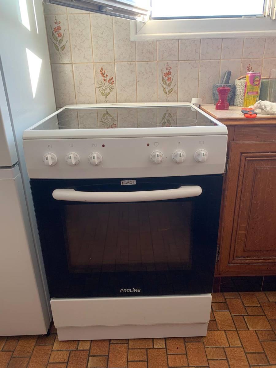 Cuisinière vitrocéramique 2024 PROLINE