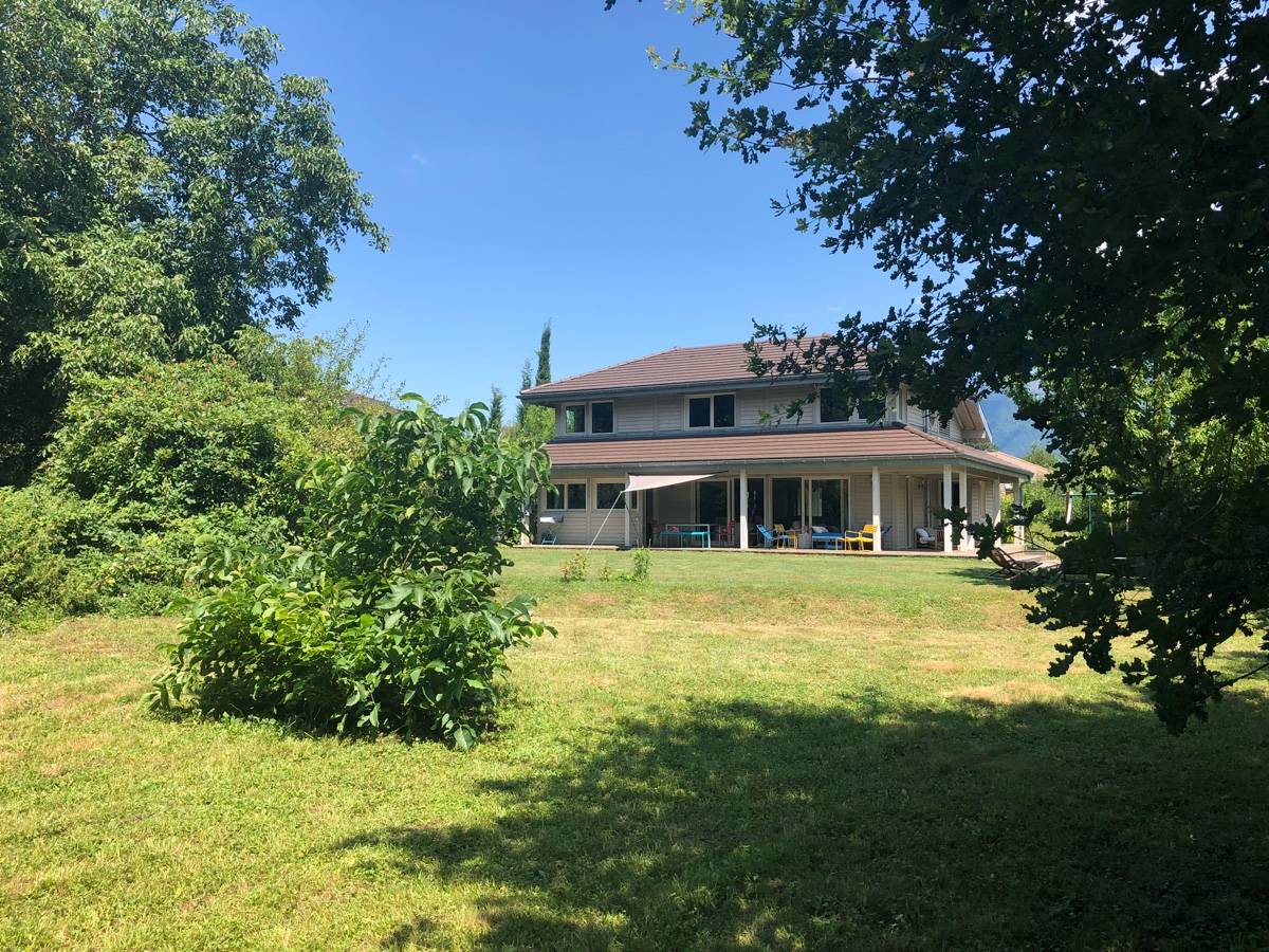 Lac d’Annecy, Sevrier, Maison 8 couchages proche lac et piste cyclable