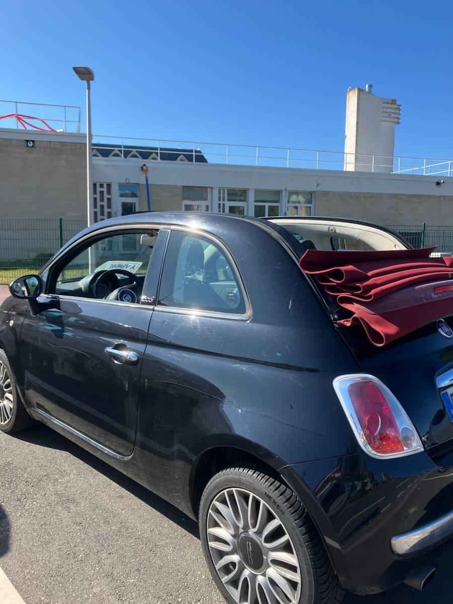 Vends Fiat 500 décapotable noire et rouge, 2015, 107000km