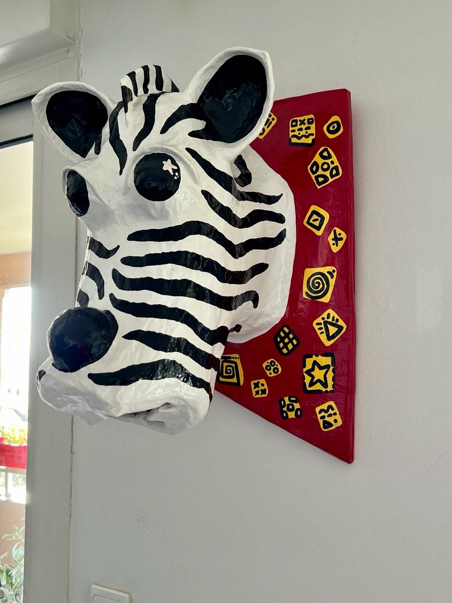 Décoration murale trophée tête de zèbre papier maché