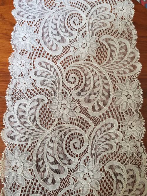 Dentelle de Calais neuve