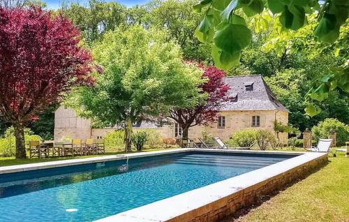 Loue villa en Périgord Noir - 10 couchages - grande piscine
