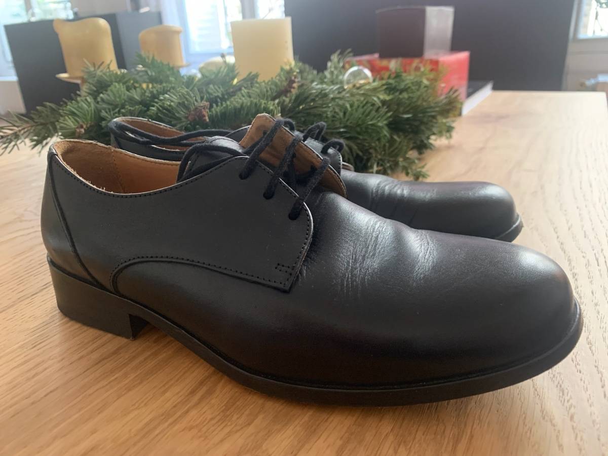 Derbies noires Agnes b - Taille 39 - comme neuves