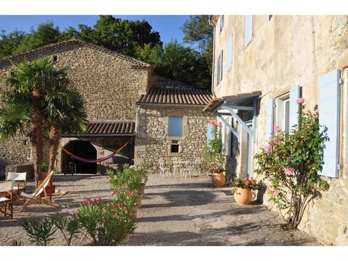 Loue maison 13 couchages, 6 chambres dans le sud de la Drôme, Le Poët-Célard (26)